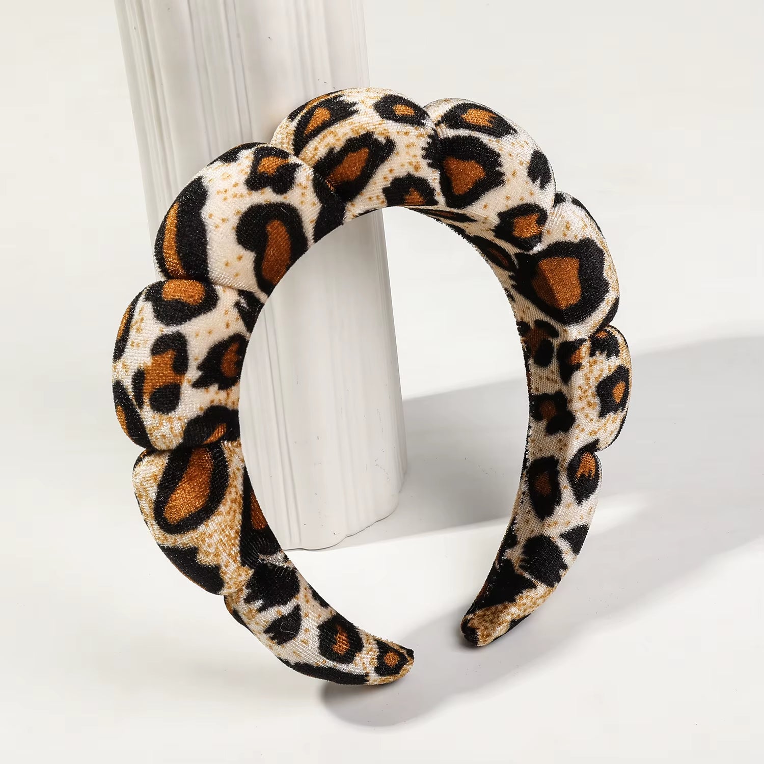 1 Pcs Spa Headband for Washing Face,No-Slip Leopard Sponge Makeup Skincare Hair Band for Women Girl Puffy Padded Headwear